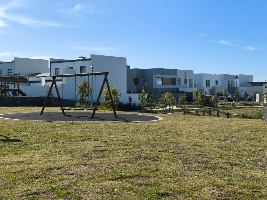 4 Bedroom Property for Sale in Sandown Western Cape